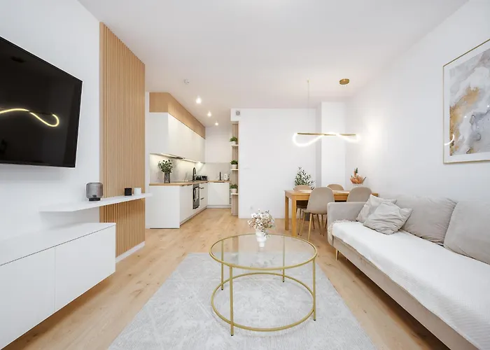 Kopernika Elegant 2br With Balcony