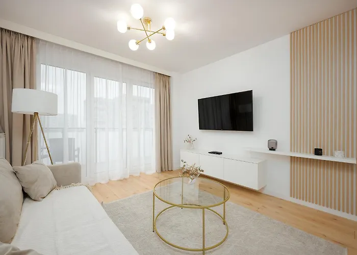 Kopernika Elegant 2br With Balcony